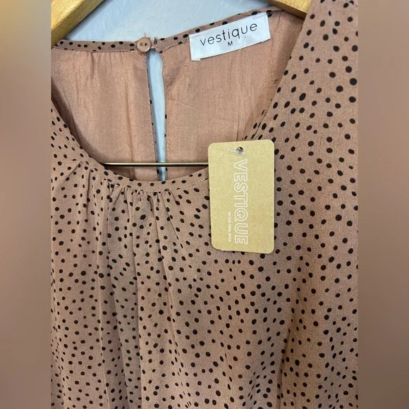 NWT Vestique Ilia Brown Polka Dot Ruffle Tiered Mini Dress Size M boutique NEW - Picture 2 of 11